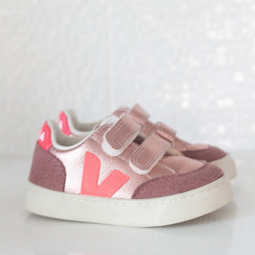 VEJA SNEAKERS